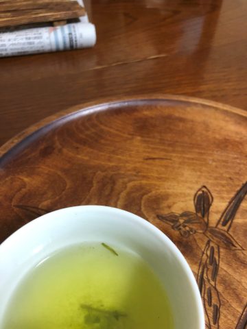 茶柱・・！