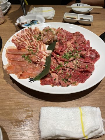 肉肉肉